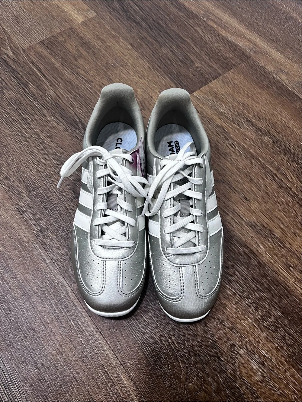 Adidas Barreda Lo in Cyber Metallic Sneaker - Cloudfoam Comfort Size 7